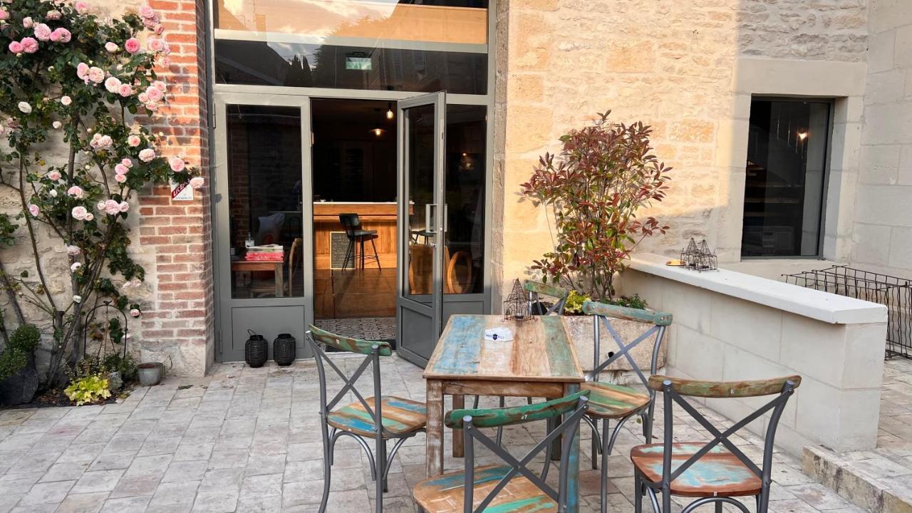 L'Artelier Dans Ma Cour Bed & Breakfast Hermonville Екстериор снимка