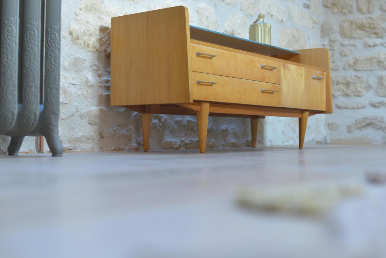 L'Artelier Dans Ma Cour Bed & Breakfast Hermonville Екстериор снимка
